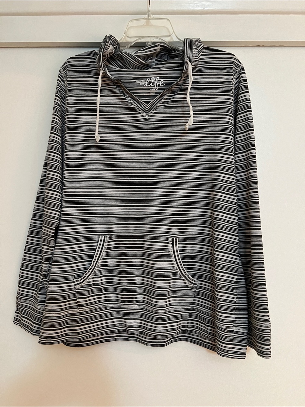 made for life Women’s Striped V‑Neck Hoodie in Gray and Black and White